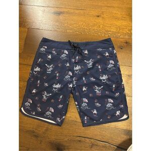 Travis Mathew 36 sweet land of beer patriotic navy board shorts liberty